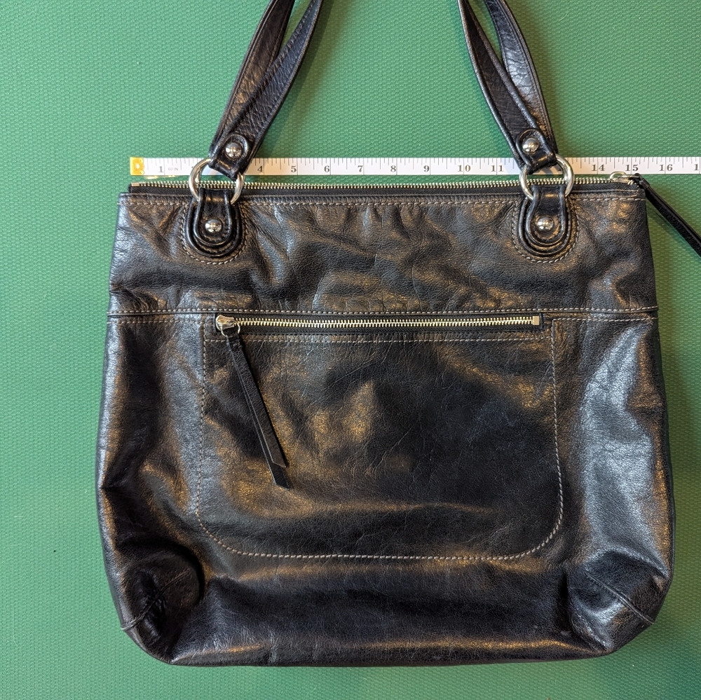 Coach Lg Poppy Black Leather Tote 19002. Double Straps.